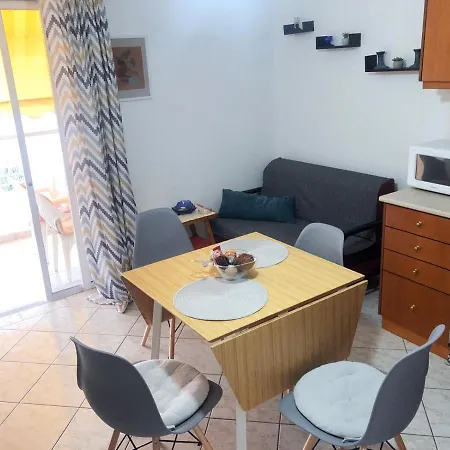 Small Apartment Trikala Exterior photo